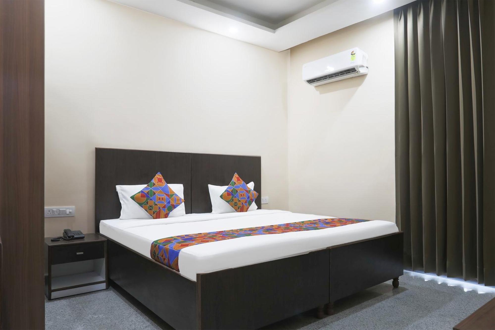 Fabhotel Bliss Premium Gurgaon Exterior photo