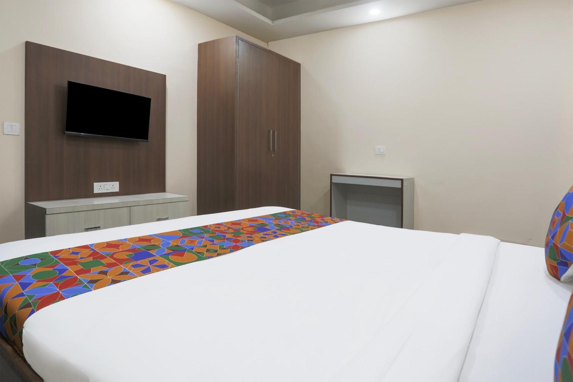 Fabhotel Bliss Premium Gurgaon Exterior photo