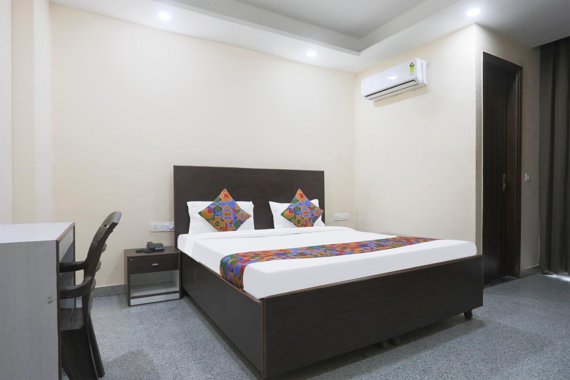 Fabhotel Bliss Premium Gurgaon Exterior photo