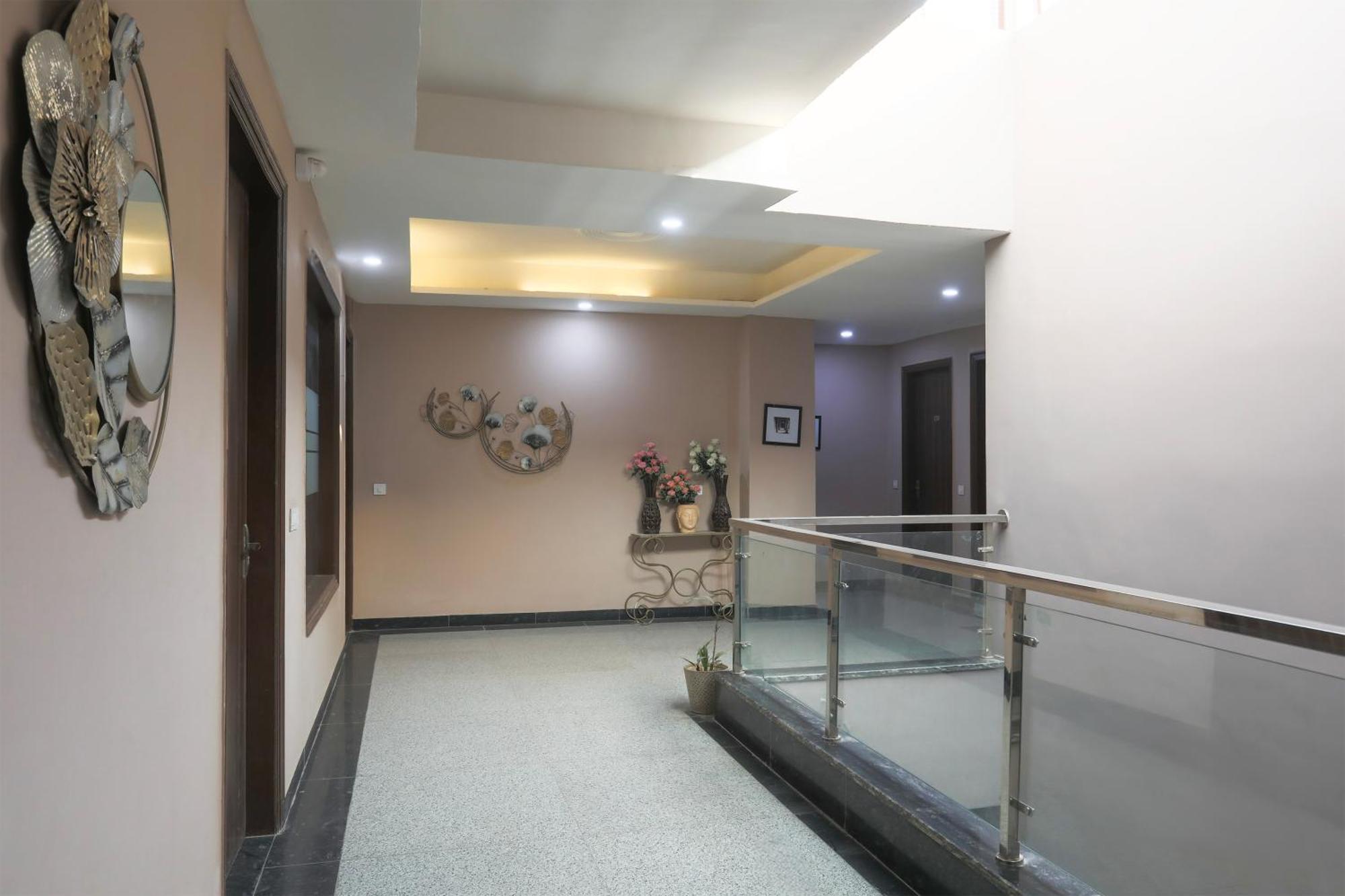 Fabhotel Bliss Premium Gurgaon Exterior photo